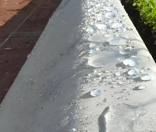 马尾硅烷浸渍涂料在混凝土保护中的应用