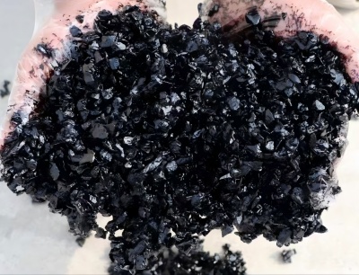 马尾沥青冷补料（沥青砂）的优势特点与施工流程解析