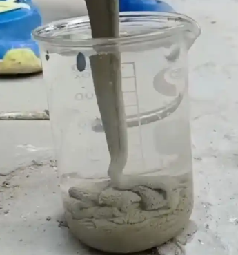 马尾水工混凝土絮凝剂，水下抗分散剂的作用及施工方法